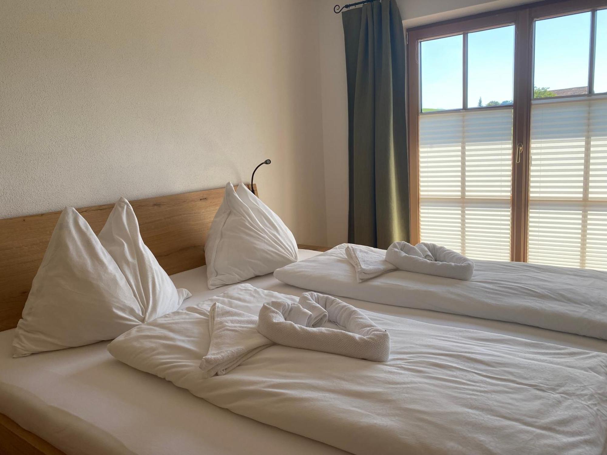 Ferienwohnung Biohof-Feichtinger Zell am Moos Zimmer foto